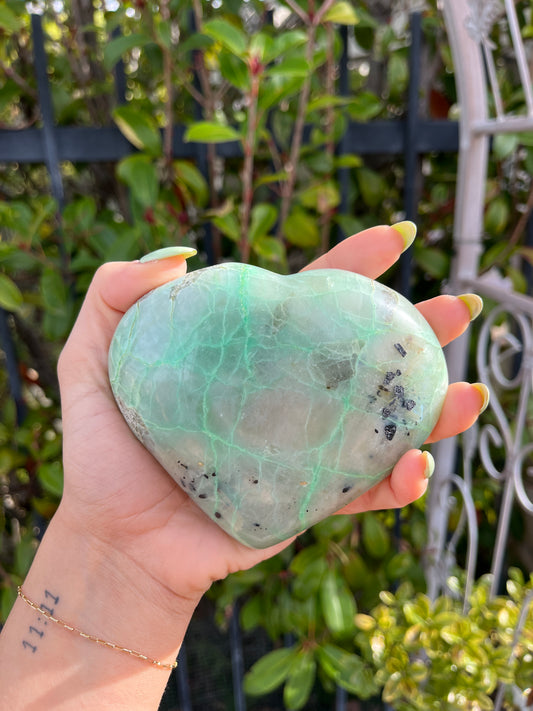 Garnierite Heart