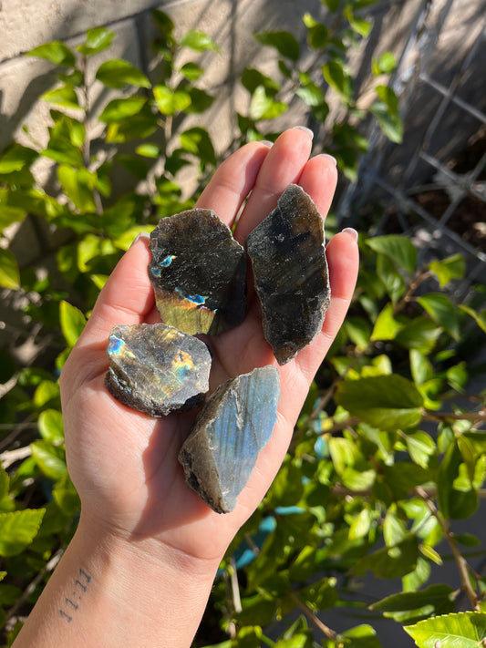 Labradorite(Raw)